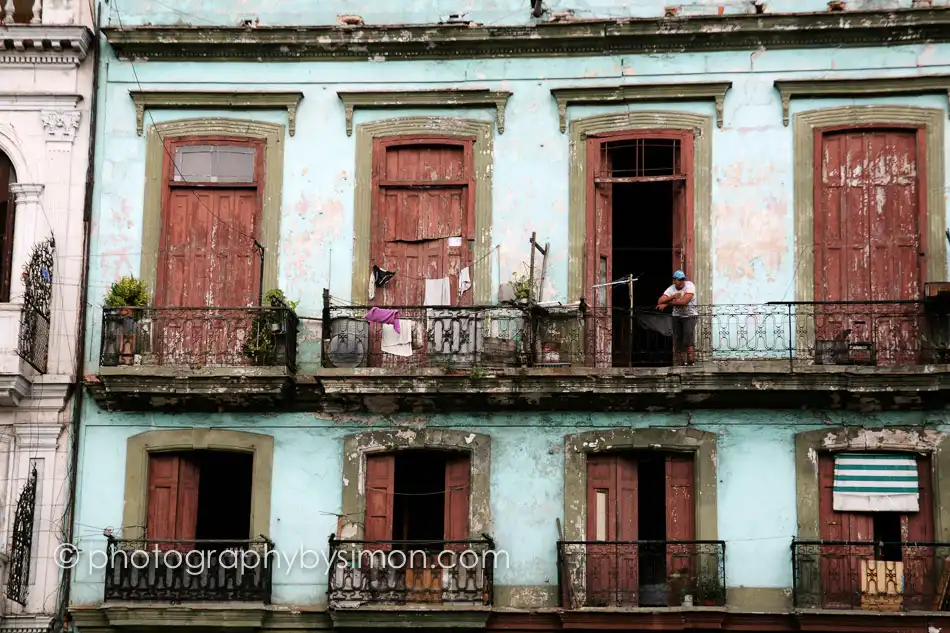 Cuba Old Architecture Exlcusive travel print