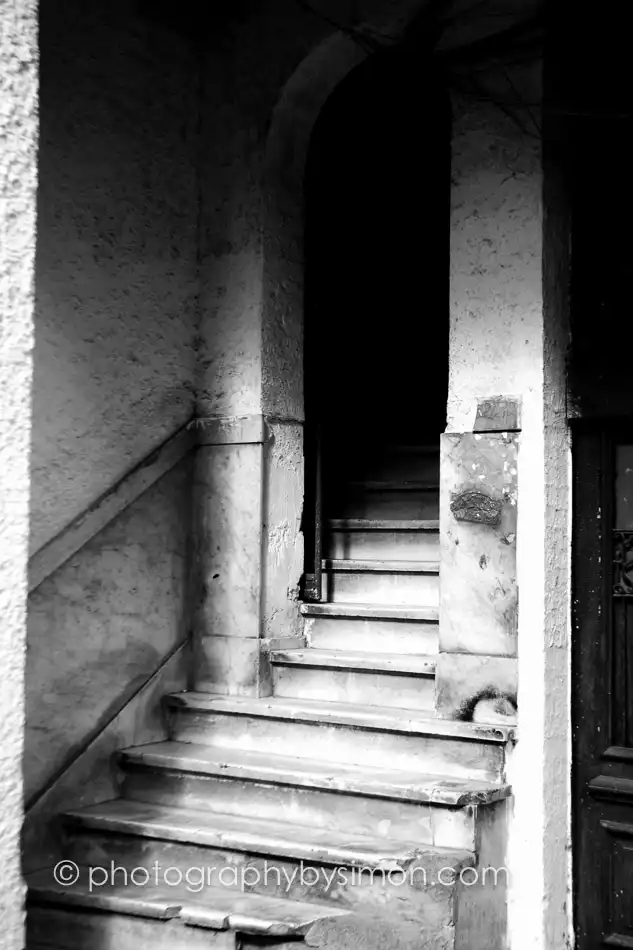 Cuba Stairway Exlcusive travel print