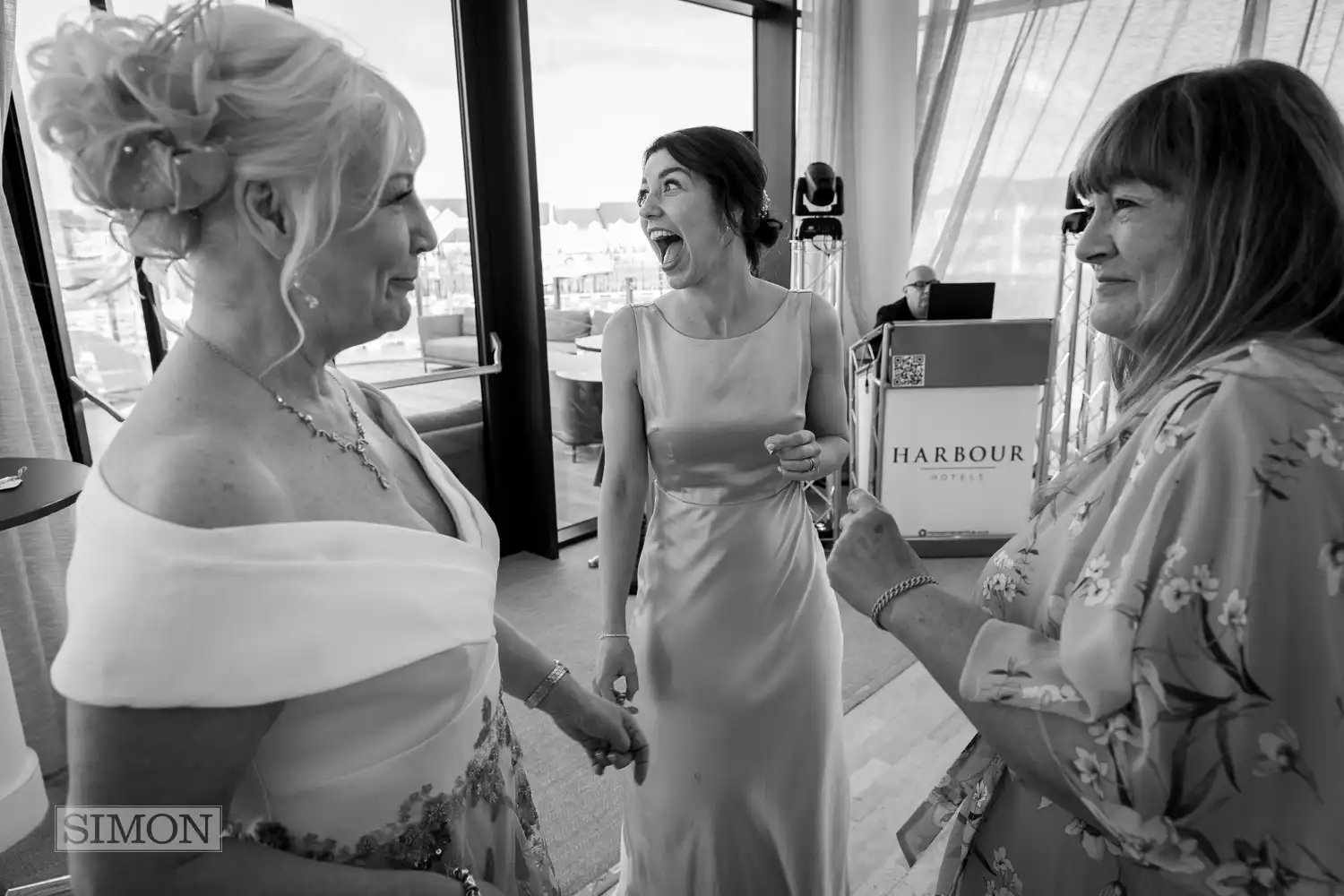 Chloe and Chelsey’s Unforgettable Wedding at Southampton Harbour Hotel