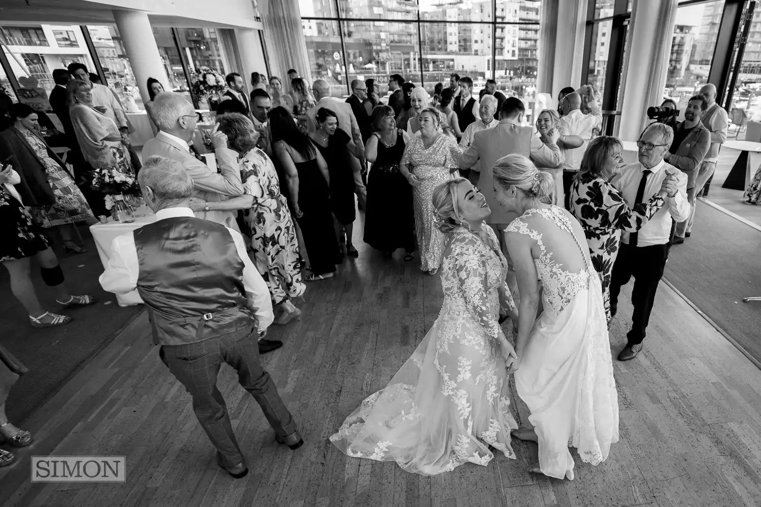 Chloe and Chelsey’s Unforgettable Wedding at Southampton Harbour Hotel