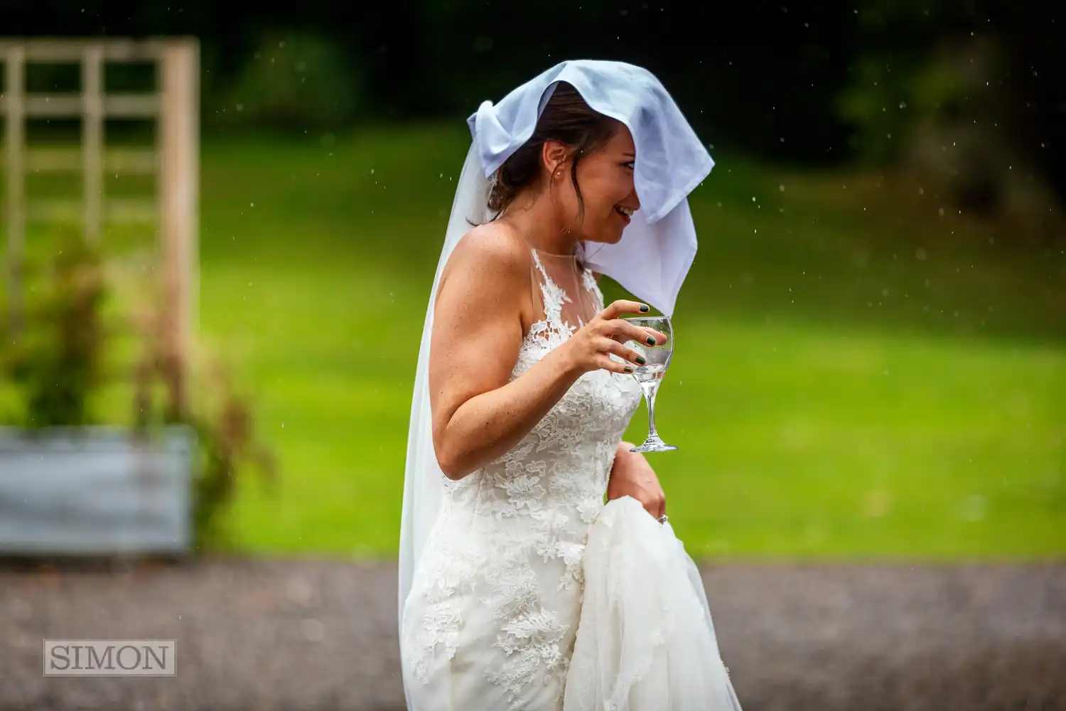 What to do if it rains on your wedding day