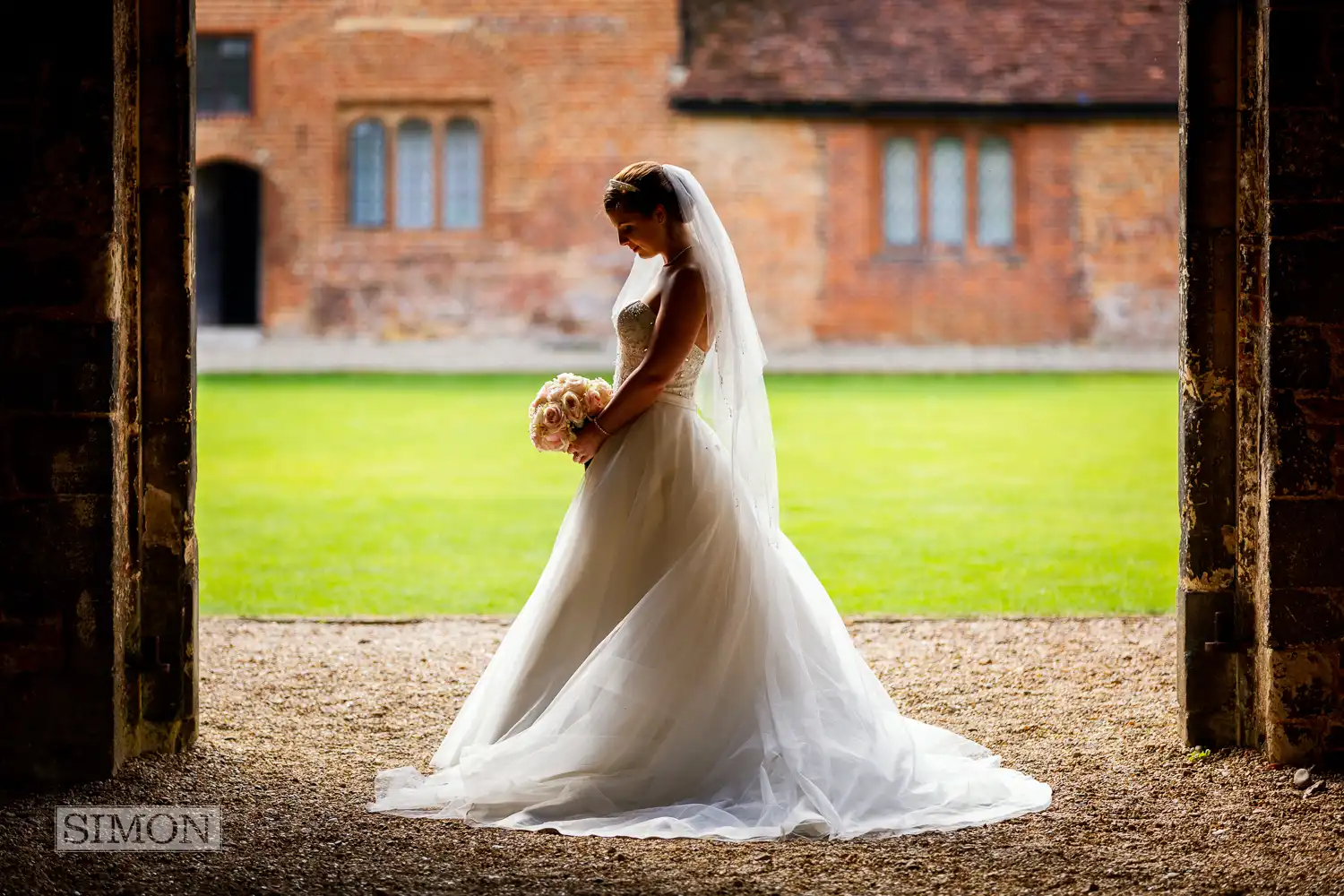 What to do if it rains on your wedding day